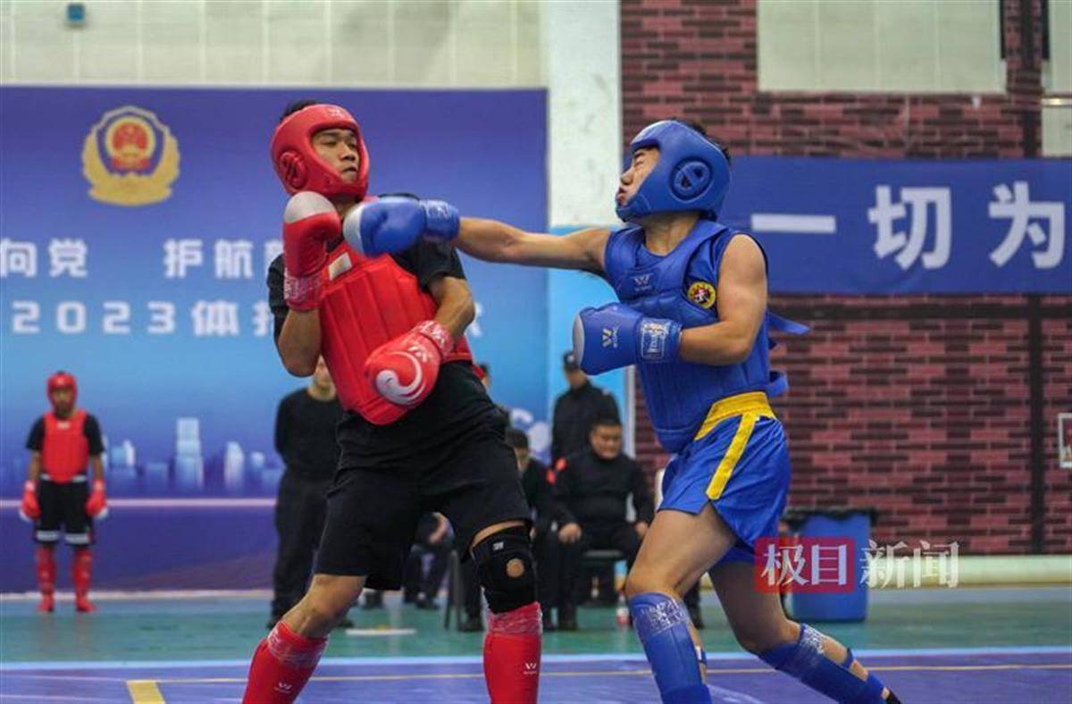 开云体育入口-竞技擂台上演绝地反击，精彩瞬间回顾