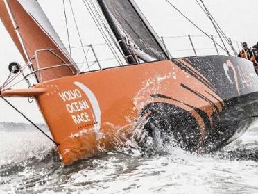 开云体育app下载-葡萄牙帆船选手英勇无畏，夺得银牌