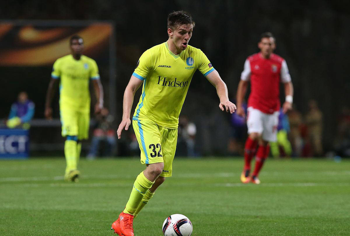 开云体育官网-包含波尔图全队备战淘汰赛，士气高昂备战之际的词条