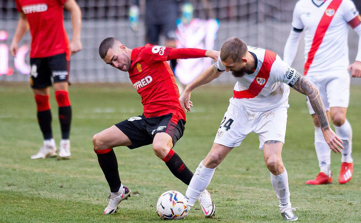 开云体育在线登录-赫罗纳在比赛中拼尽全力，惜败对手