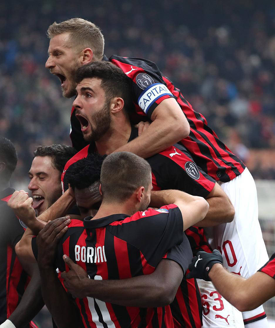 开云体育亚洲官网-AC米兰在主场遭遇困境，前景堪忧