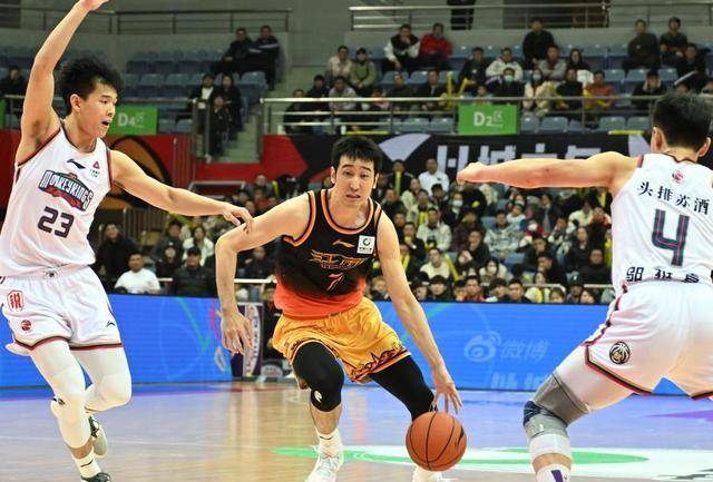 开云体育官网入口-热门球队状况亮眼，备受关注瞩目的简单介绍