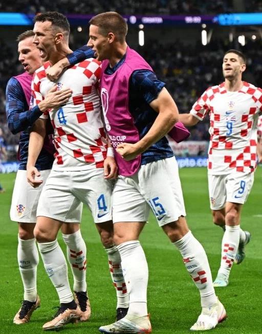 克罗地亚淘汰俄罗斯，晋级欧锦赛四强