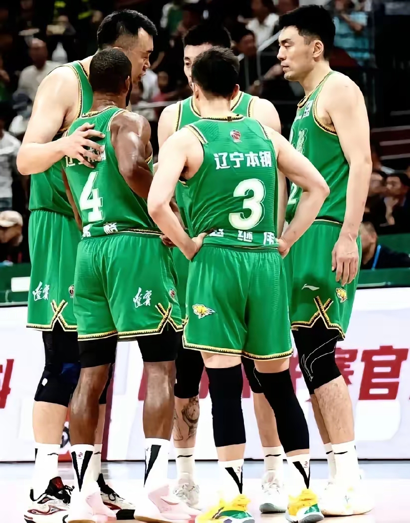 包含辽宁队主场卫冕成功，全队士气高涨的词条