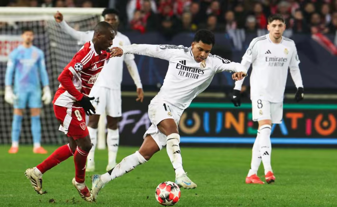 圣彼得堡奇迹般逆转，挺进欧冠半决赛的简单介绍