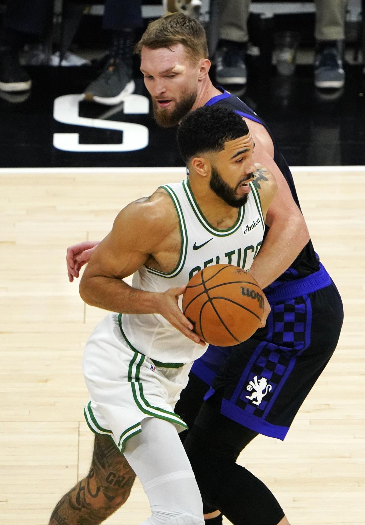 开云体育网页版入口-欧洲篮球巨人在季后赛中发挥突出