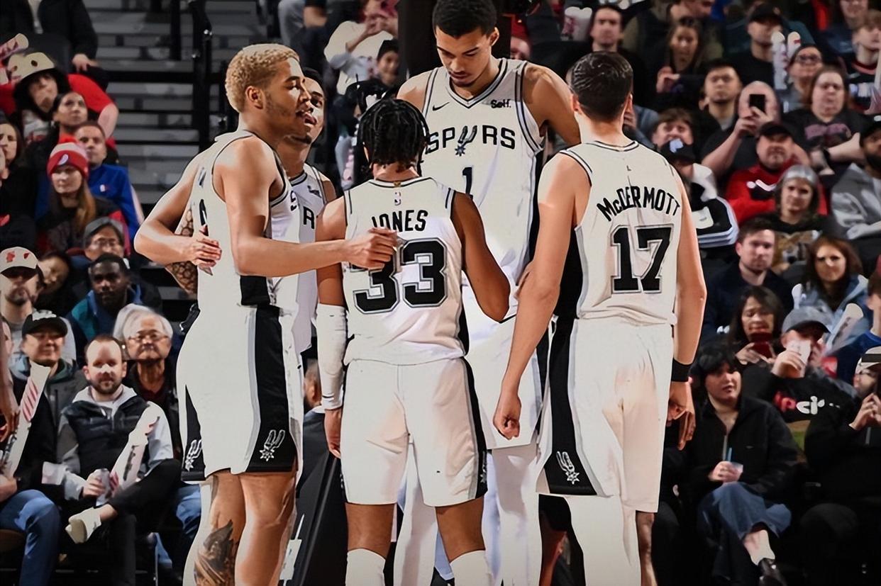 开云体育入口-包含凯尔特人擒下马刺，提姆表现火爆砍下30分的词条