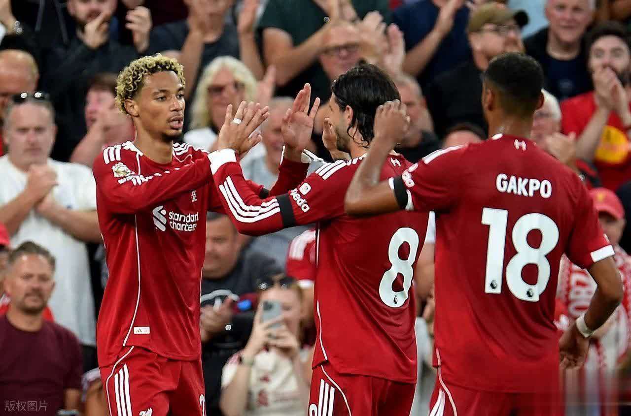 利物浦客场大胜,卫冕冠军再次领跑 利物浦客场大胜,卫冕冠军再次领跑