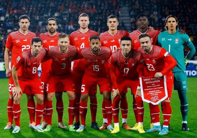 白俄罗斯球员在国际友谊赛中展现实力