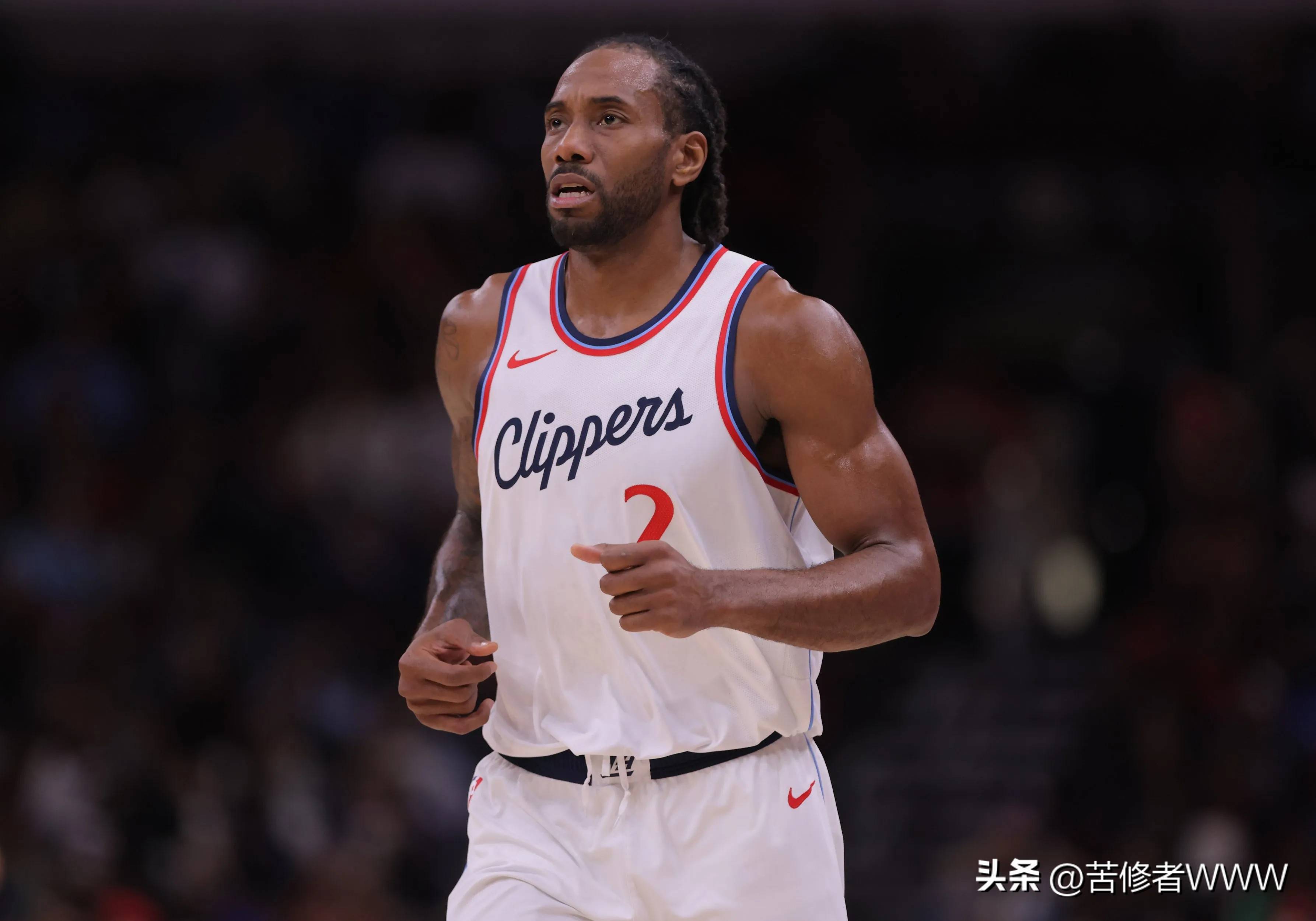 开云体育网页版-快船惜败鹈鹕，失去榜首位置